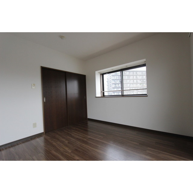 ウィスタリアⅡ303号室 ※404号室の写真です