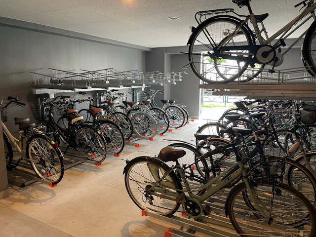 ジェノヴィア綾瀬Ⅱ15階 同建物別部屋の参考画像