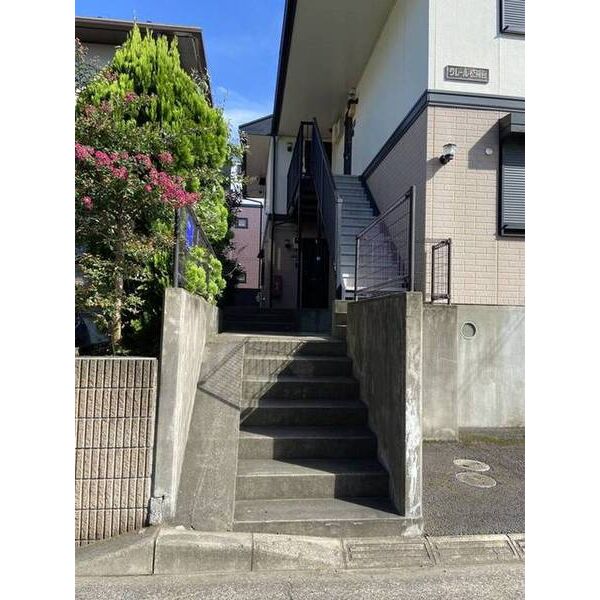 クレ-ル松飛台 外観