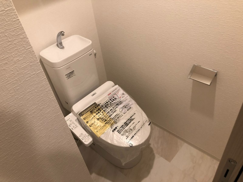 クレイシア秋葉原ラグゼスウィート4階 トイレ