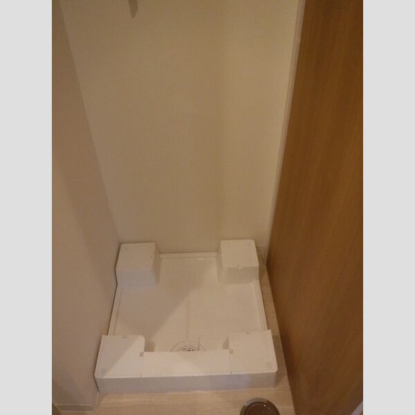 1/6th　ワンシックス505号室 室内洗濯機置き場