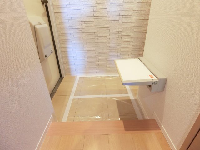 【高齢者向け住宅】ステージファースト代々木 玄関