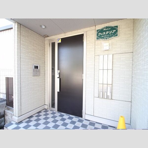 ウィステリア オートロックと集合ポスト