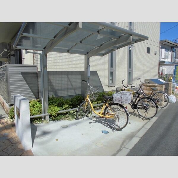 オリオンプラザ 駐輪場