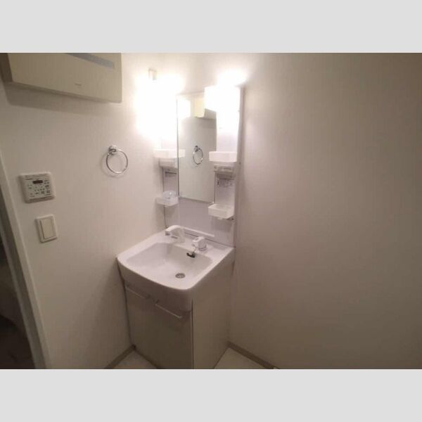 グラン・シャリオS 洗髪洗面化粧台