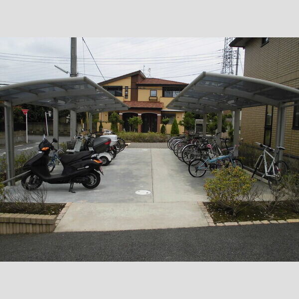 サニーサイド聖蹟　ⅡⅡ-106号室 屋根付き駐輪場