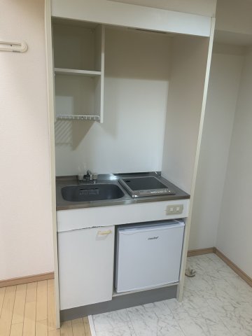 ジェンマーノ生麦101号室 キッチン