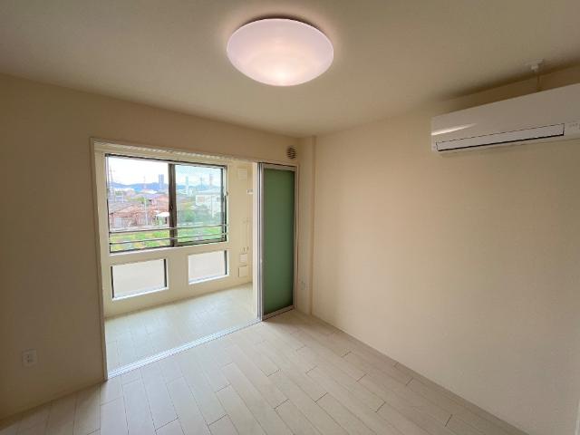 アジュール207号室 リビング