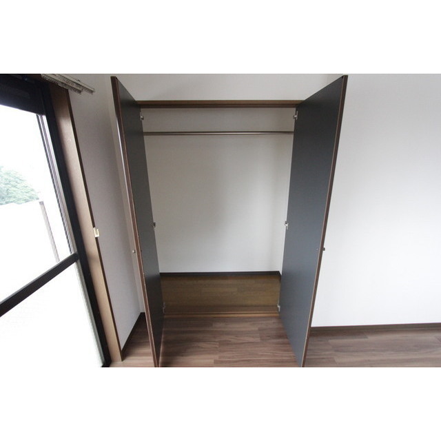 ウィスタリアⅡ303号室 ※404号室の写真です