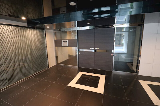 ジェノヴィア墨田八広スカイガーデン3階 エントランス