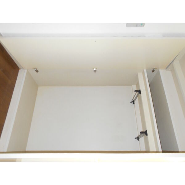 ジュネパレス市川第24-A 収納