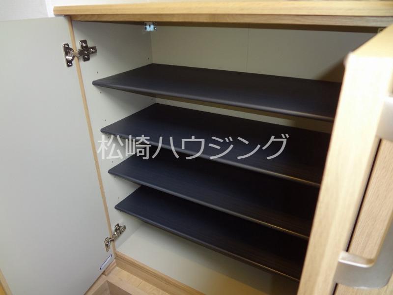 アイスタイル方南町1階 玄関