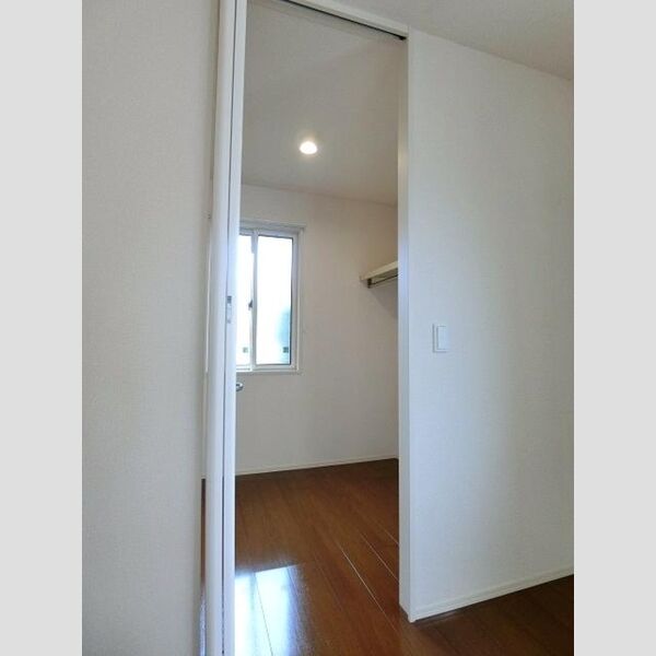 ウィステリア湘南 ウォークインクローゼット