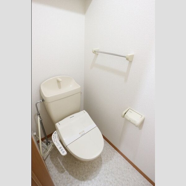 セジュールSA205号室 温水洗浄暖房便座