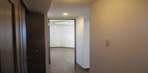 ライオンズプラザ日暮里7階 廊下