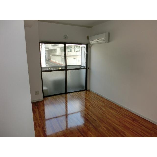 ドゥエリング国領 居室、リビング