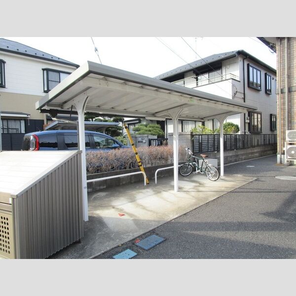 ヒロ・ハイム弐番館 駐輪場