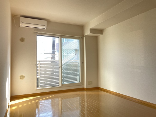 アメニティハイム 同物件の別居室写真です