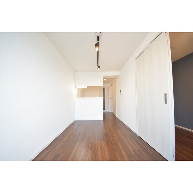 センプリーチェ西日暮里 内観