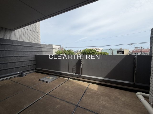 プラシア蒲田 ＴＨＥ ＧＲＡＮＤ ＲＥＳＩＤＥＮＣＥ ヨガなどもできる広々としたルーフバルコニー