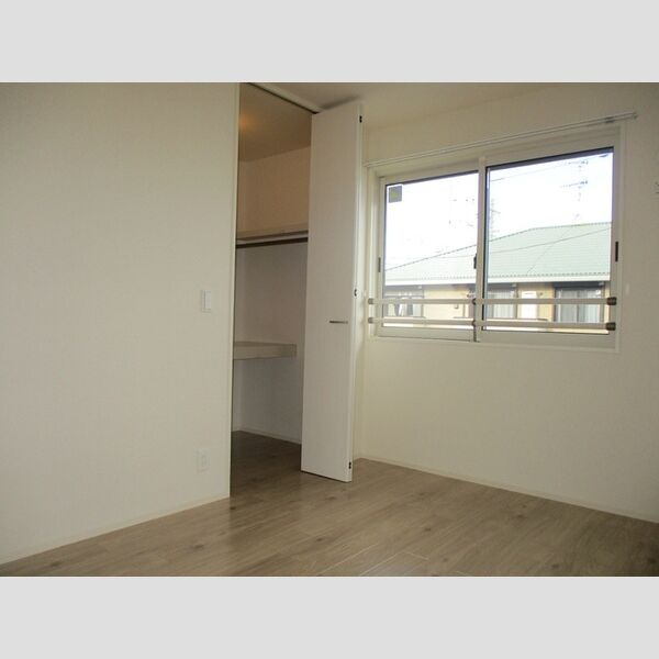 Crea Fleur(クレア・フルール)201号室 洋室