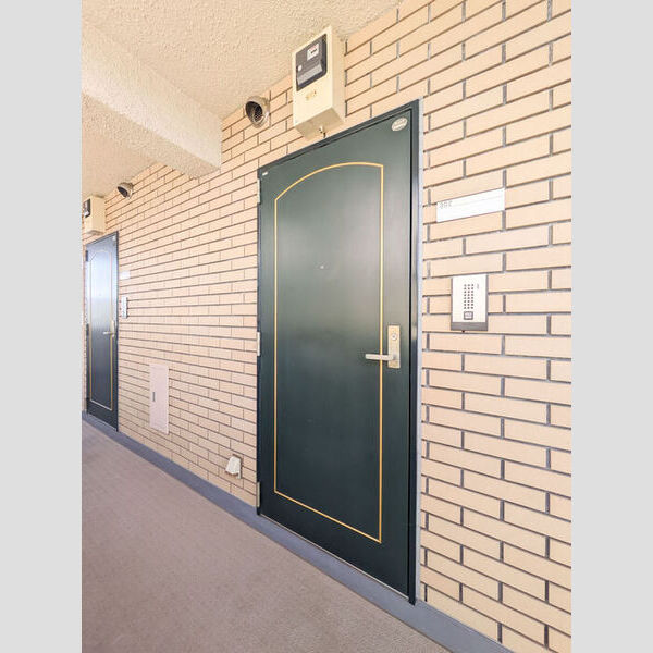 メゾン・ド・オヤマ 玄関ドア