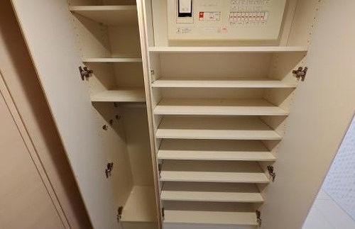 レーベン和光本町 傘たて付下足入