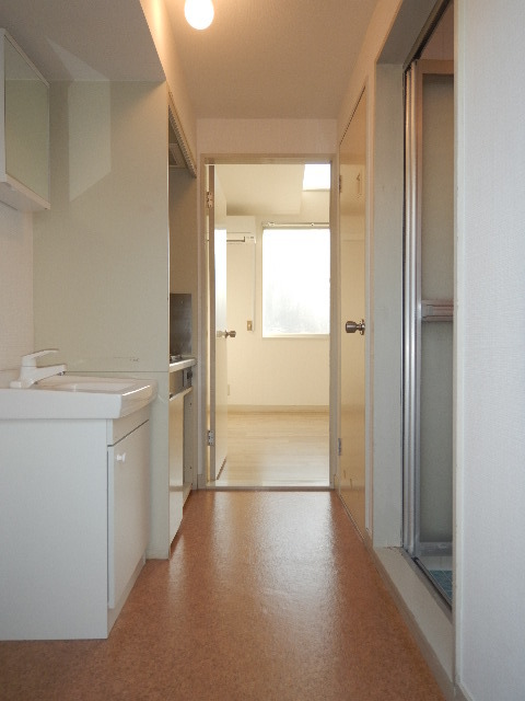 カルタス２１菊川2階 玄関