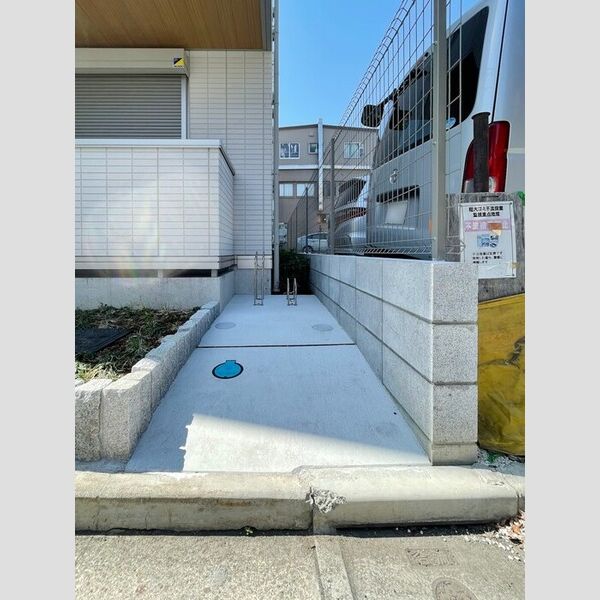 アヴァンス東日暮里 駐輪場