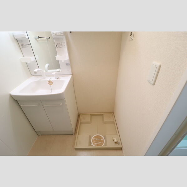 CASA de Ryo 室内洗濯機置き場