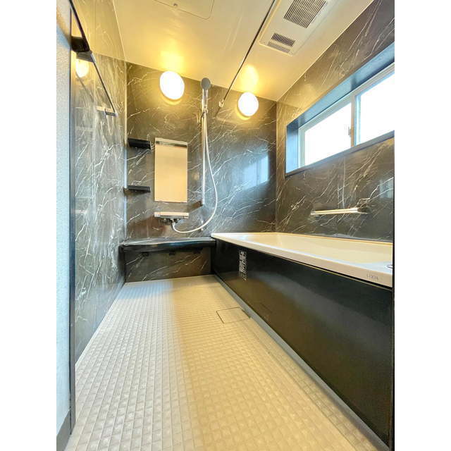 ｔｈｅ　ｓ　ｌｏｗ　ｔｉｍｅ　ｈｏｕｓｅ． ☆バス