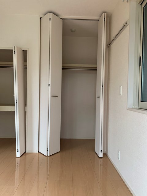 マレアガーデン新横浜Ｂ棟0206号室 収納