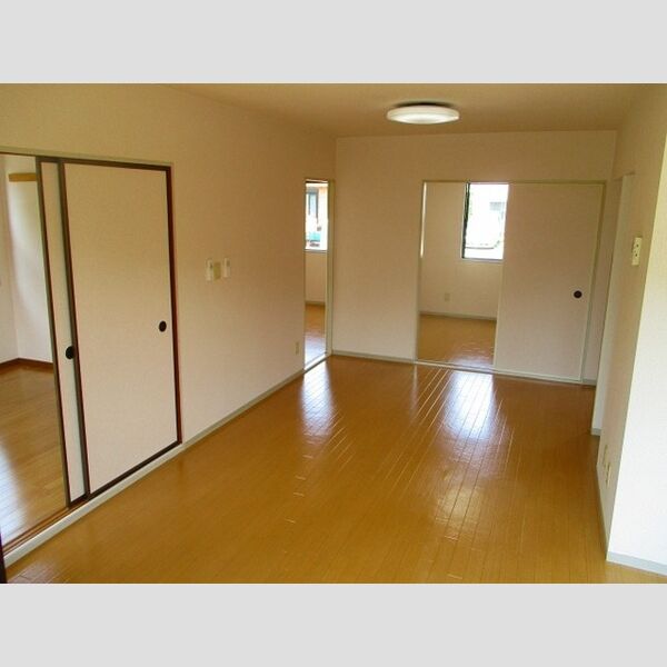 グランメールコホリ　壱番館 リビング