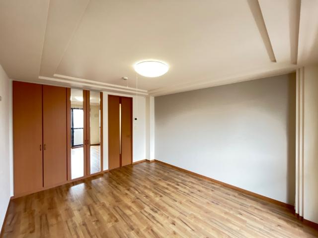 フラワリーヒル 洋室（イメージ）