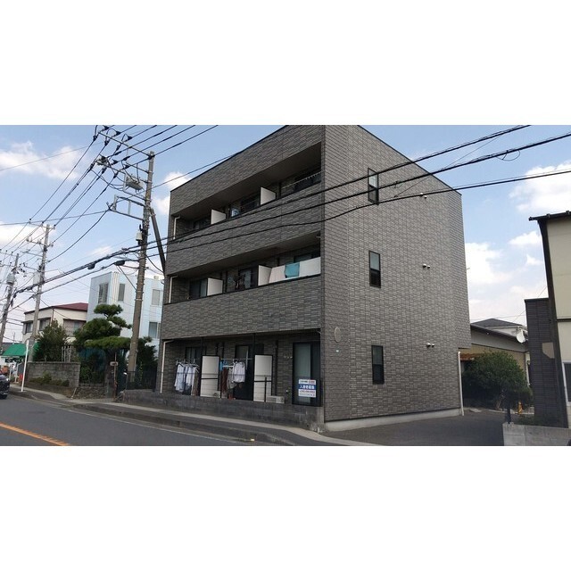 アンプルールフェールロマンの外観画像