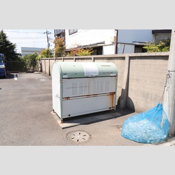 ブールジオン　A ゴミ置き場