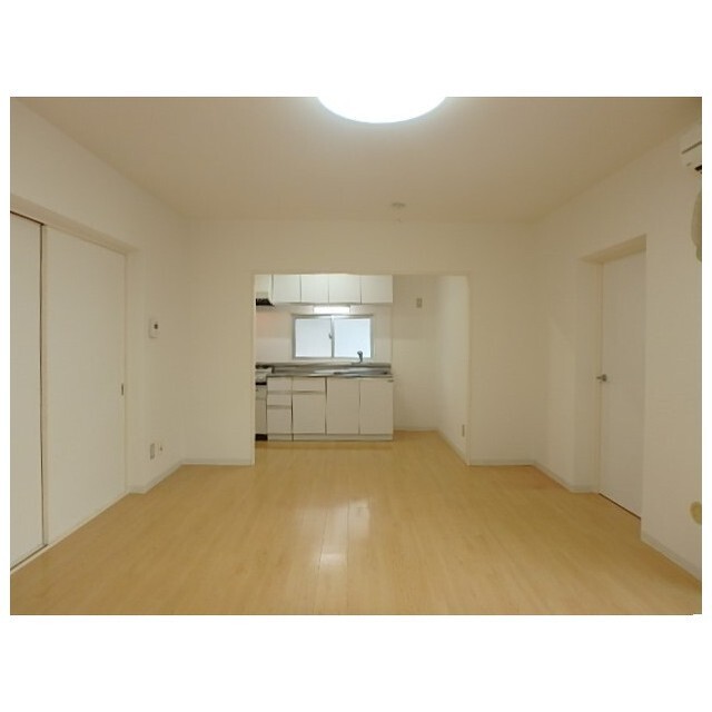 エクセル桜新町203号室 内観