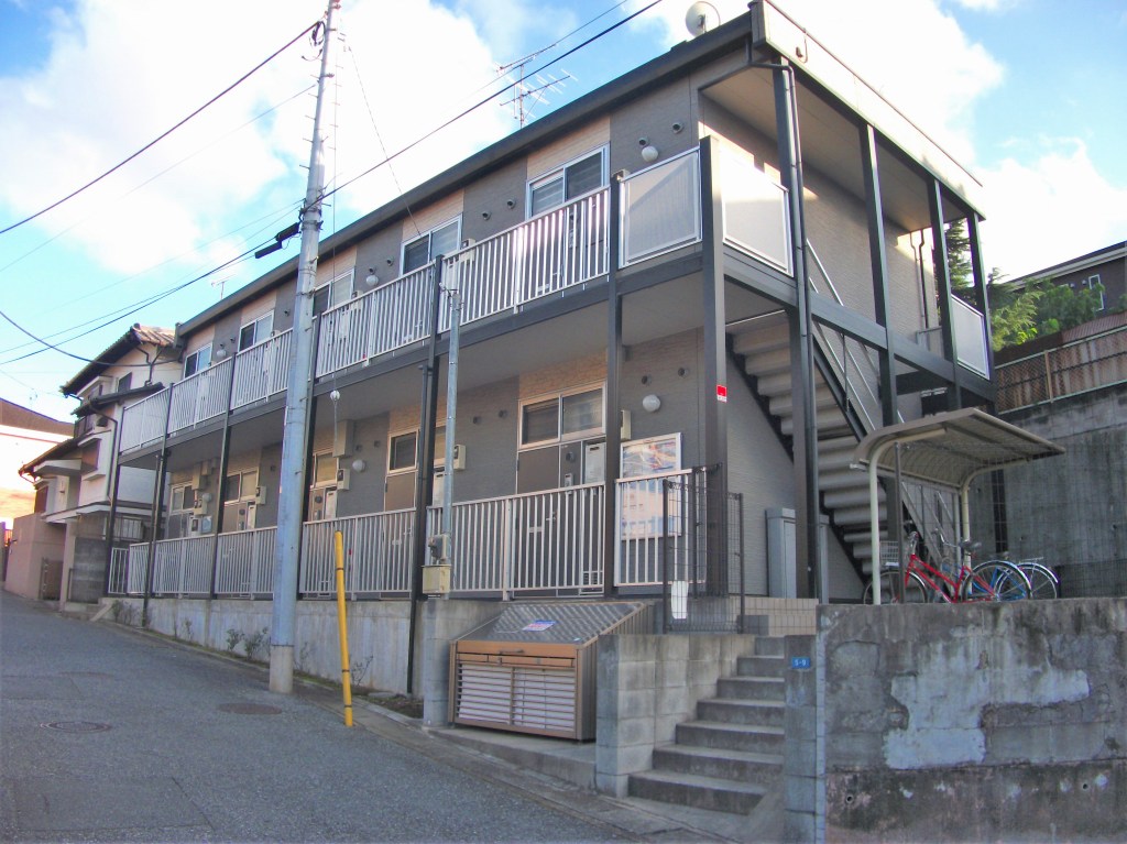 レオパレスフォレスタの外観画像