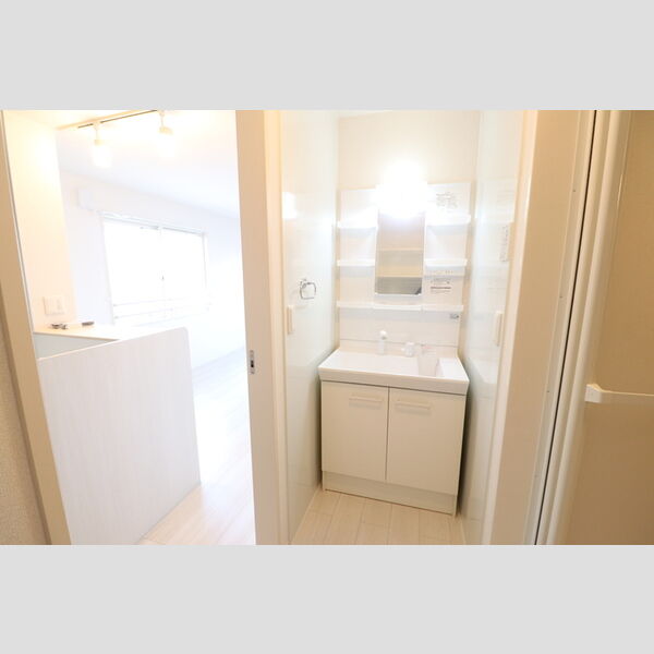 ルミエール(入間) 洗髪洗面化粧台