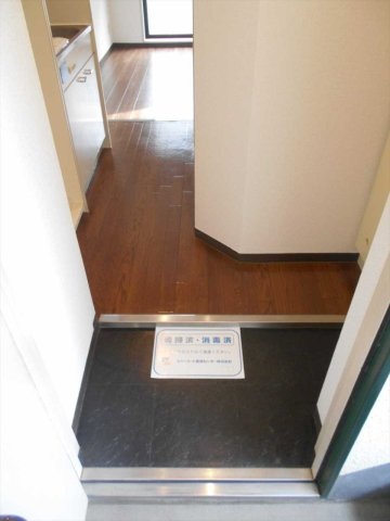 スカイコート武蔵小杉第4 玄関