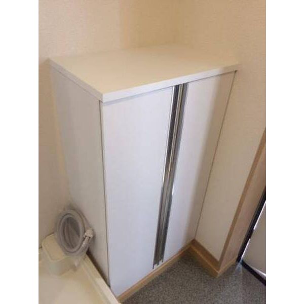 クレセント中野 収納