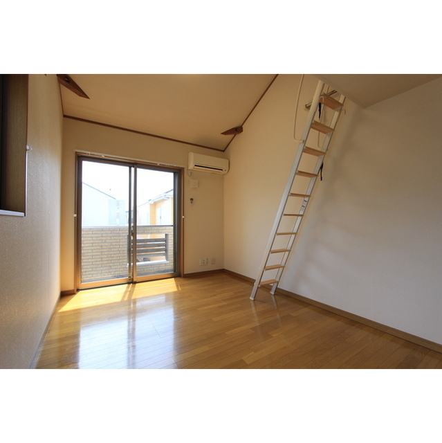 エム　カルチェ 内観