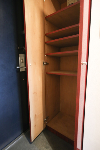 スカイコート明大前第２ シューズボックス