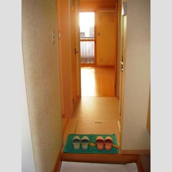 アビテ NSー5 玄関～洋室