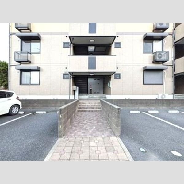 フレンドハウス23　A エントランス