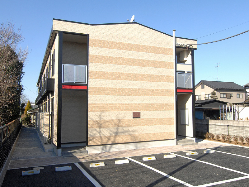 レオパレスシュトラールの外観画像