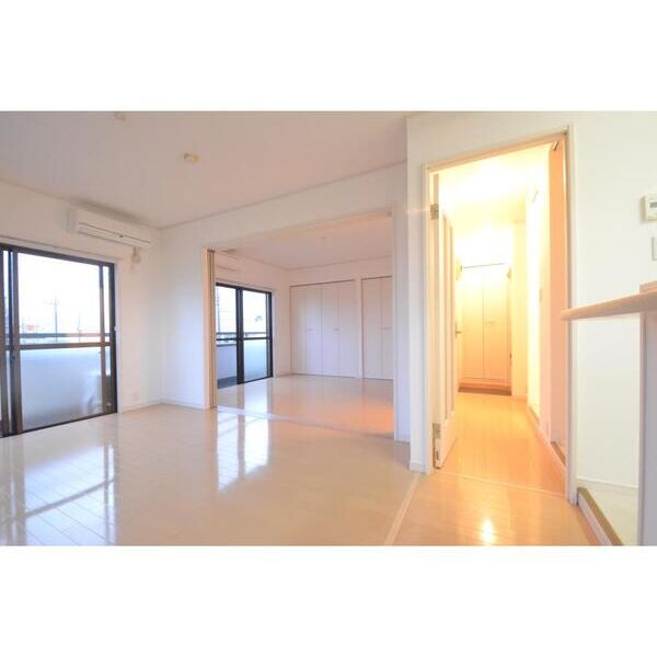 新幸マンション リビング