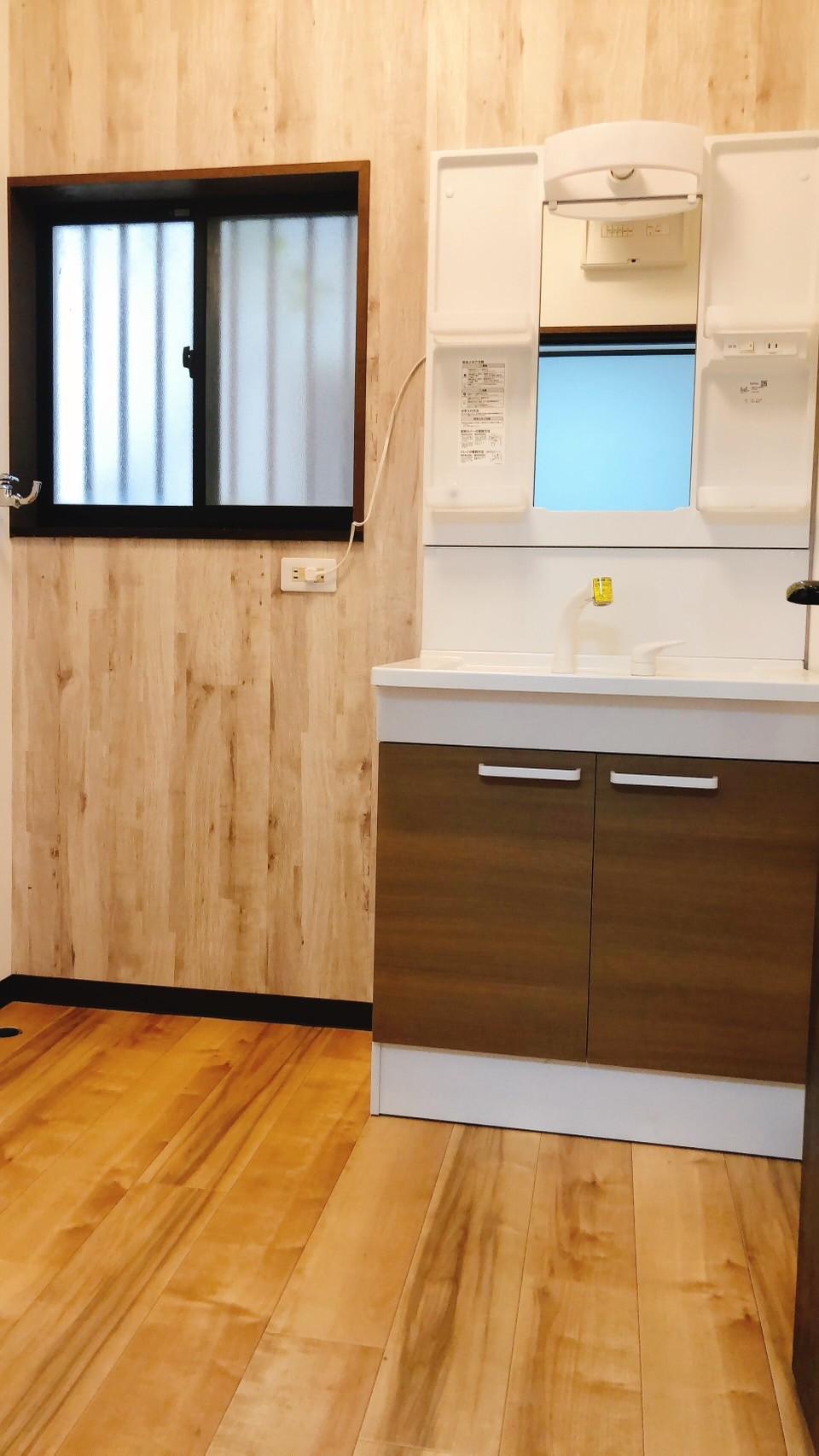 TKハウス西浦和 洗面化粧台は新品に交換済み！