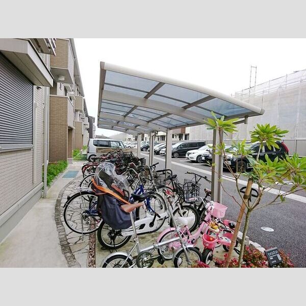 ロイジェントパークス レイクタウン Ⅲ　G 駐輪場