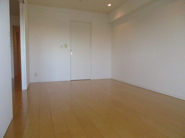 アビティ目黒711号室 Rタイプ2016年12月撮影 同タイプ807号室の写真です。